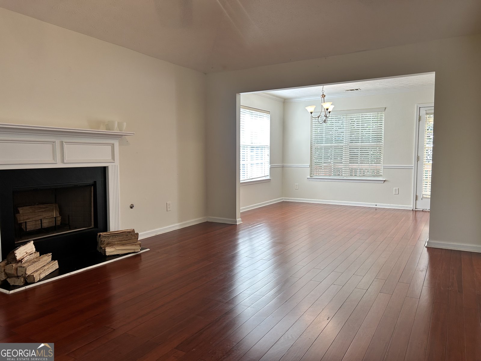 375 Sapphire Bend Riverdale - 5
