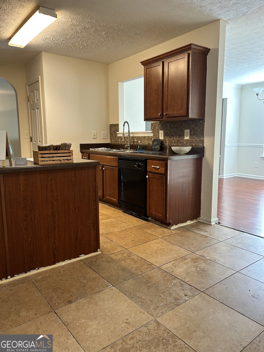 375 Sapphire Bend Riverdale - 8
