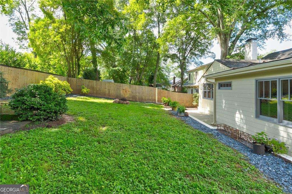 135 Martha Avenue Atlanta - 40
