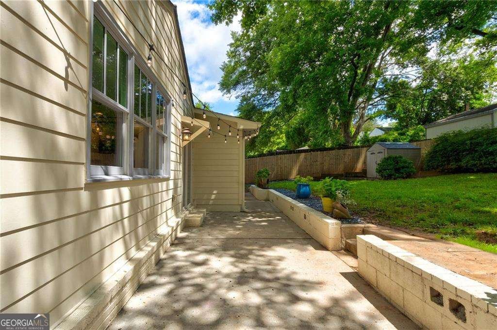 135 Martha Avenue Atlanta - 43
