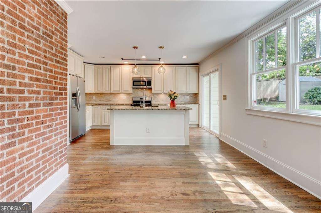 135 Martha Avenue Atlanta - 7