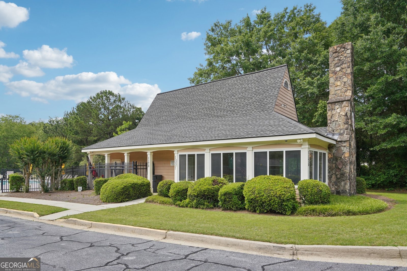 1010 CAPELLA CREEK Way Grayson - 11