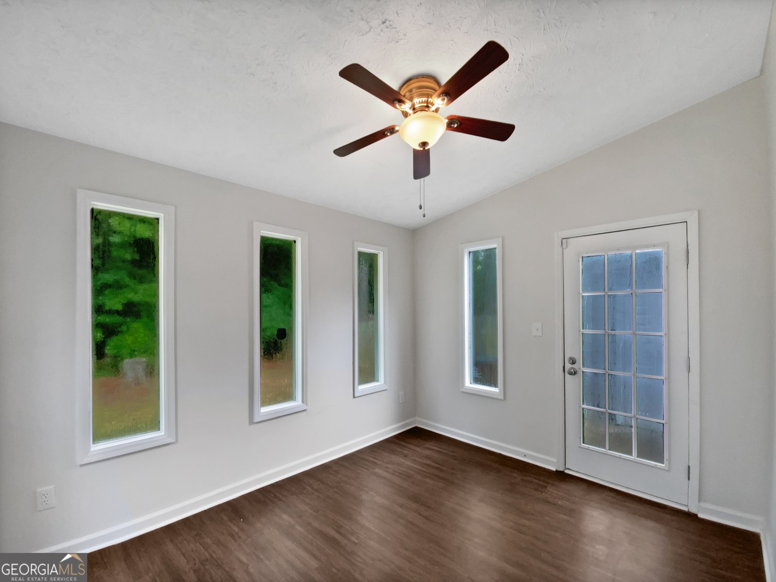 8332 Mountain Pass Riverdale - 14