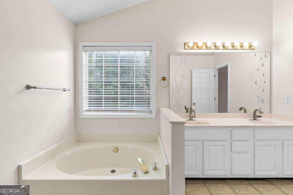 405 Mount Vernon Court Woodstock - 29