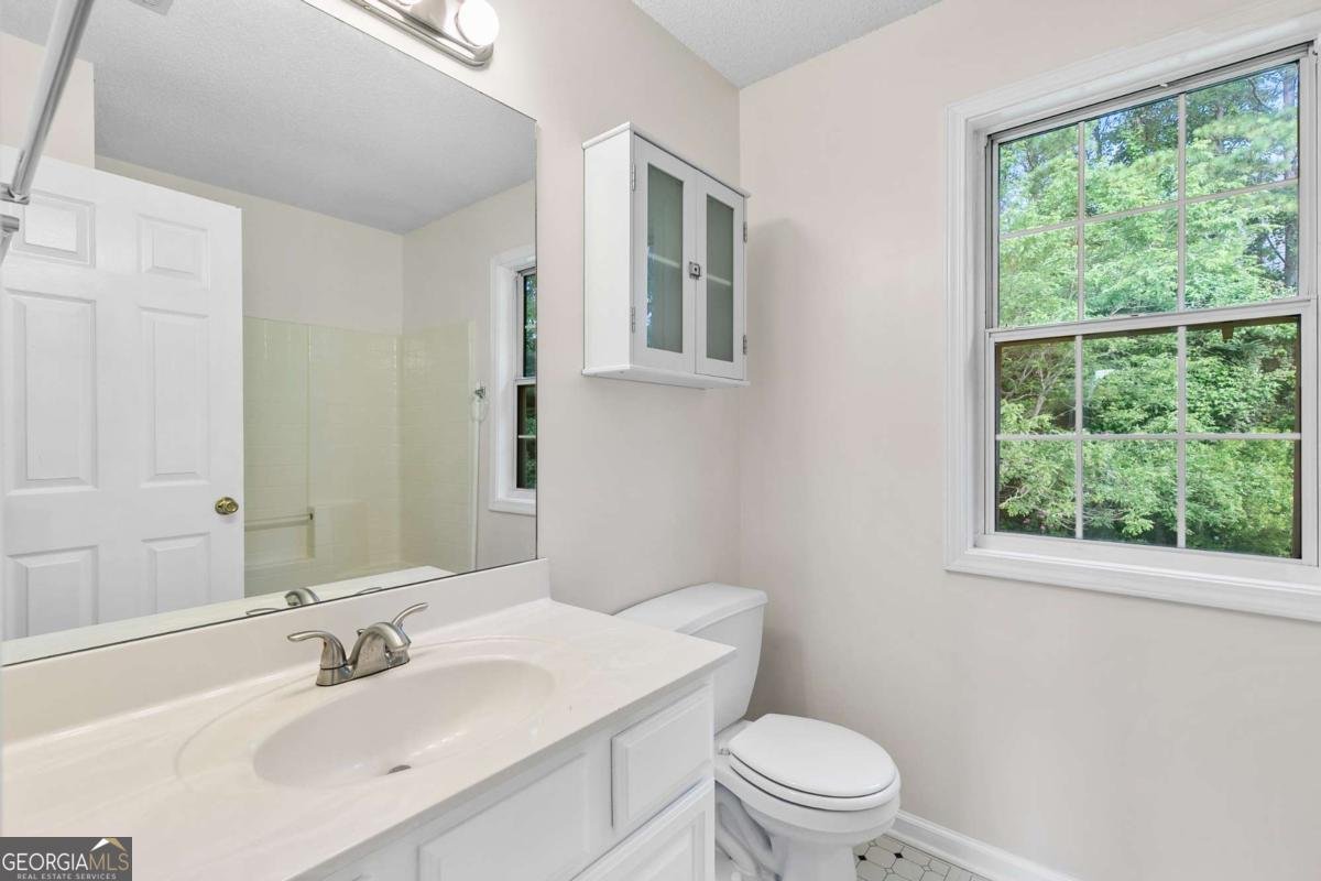 405 Mount Vernon Court Woodstock - 36
