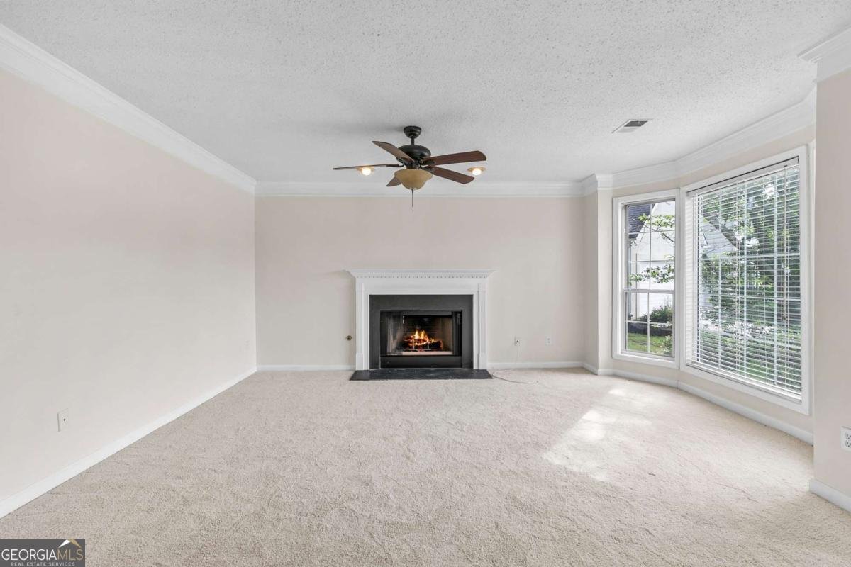 405 Mount Vernon Court Woodstock - 6