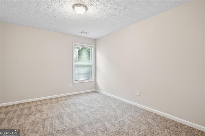 2040 VILLAGE GREEN Fairburn - 20