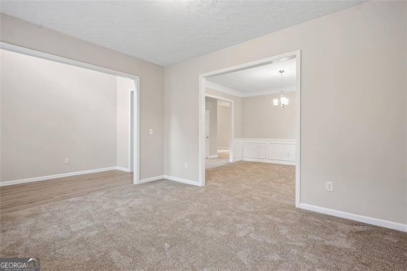 2040 VILLAGE GREEN Fairburn - 6