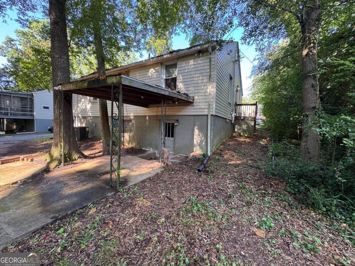 520 Holman Avenue Athens - 11
