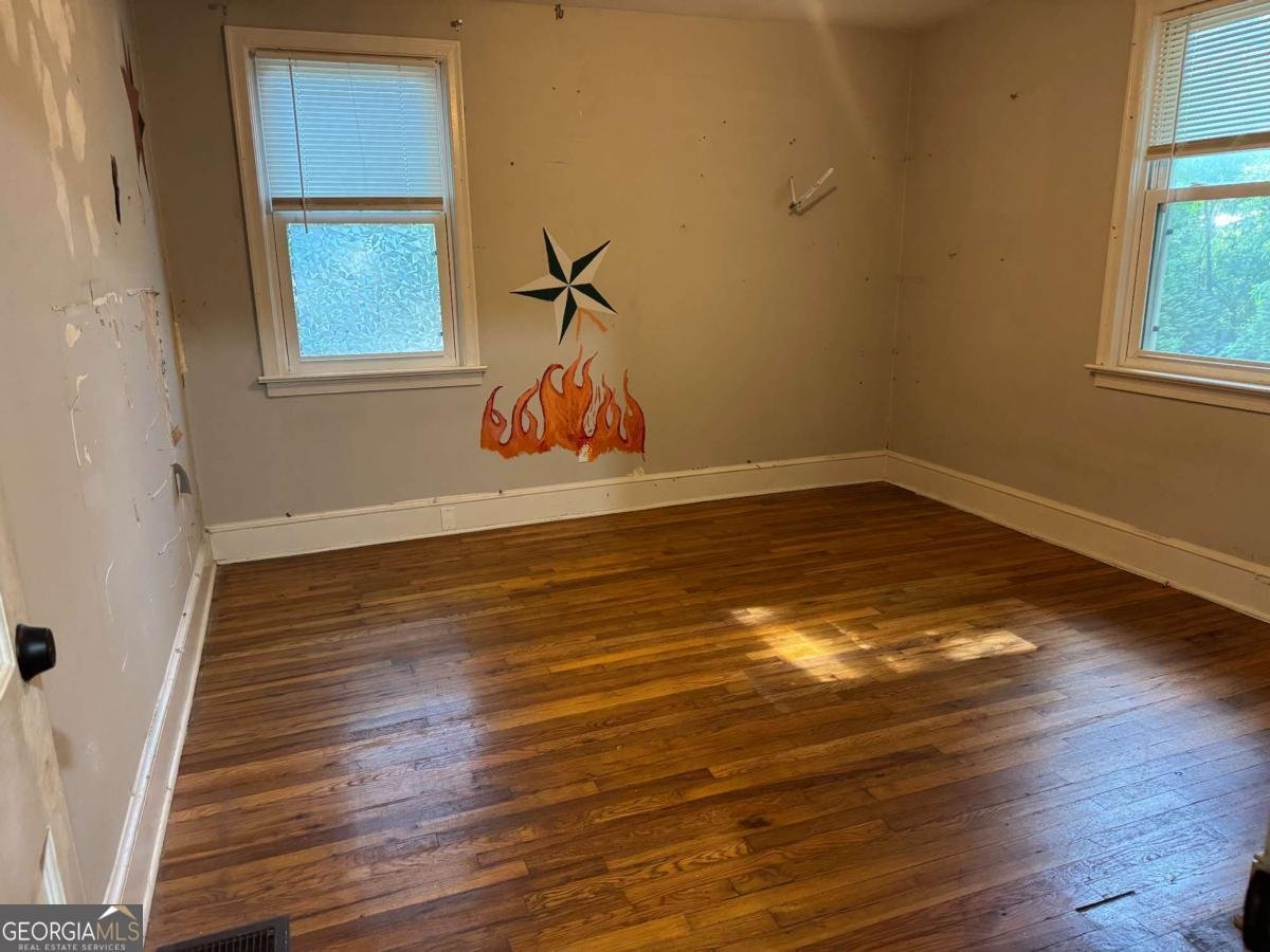 520 Holman Avenue Athens - 4