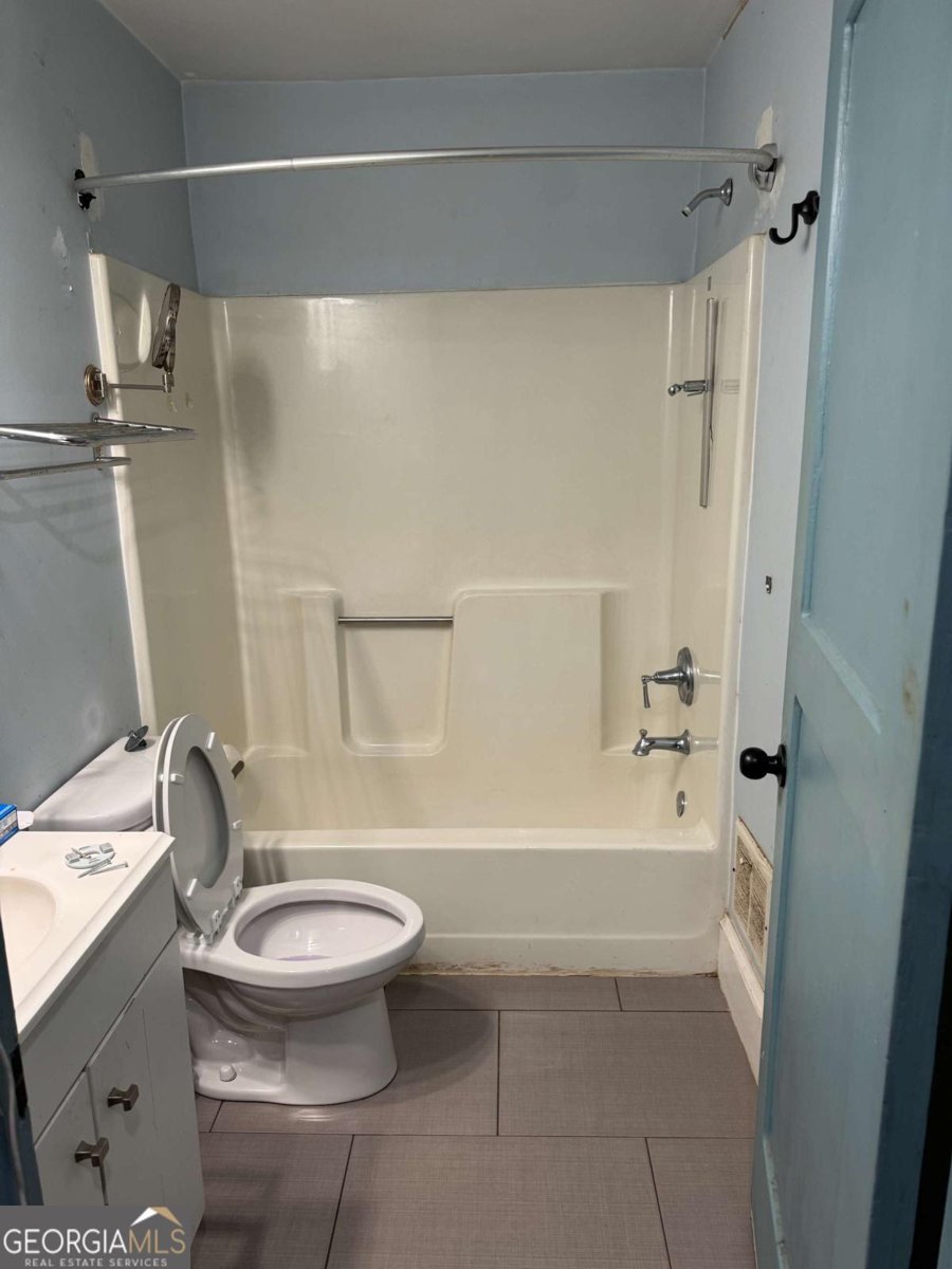 520 Holman Avenue Athens - 7