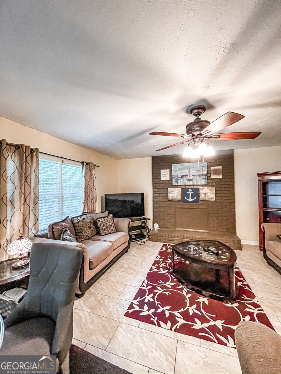 287 Willow Cove Court Lawrenceville - 18
