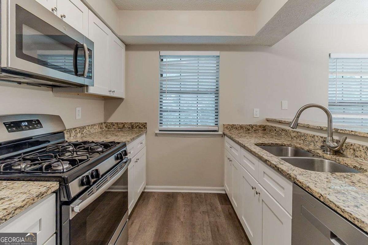 482 Tarragon Way Atlanta - 2
