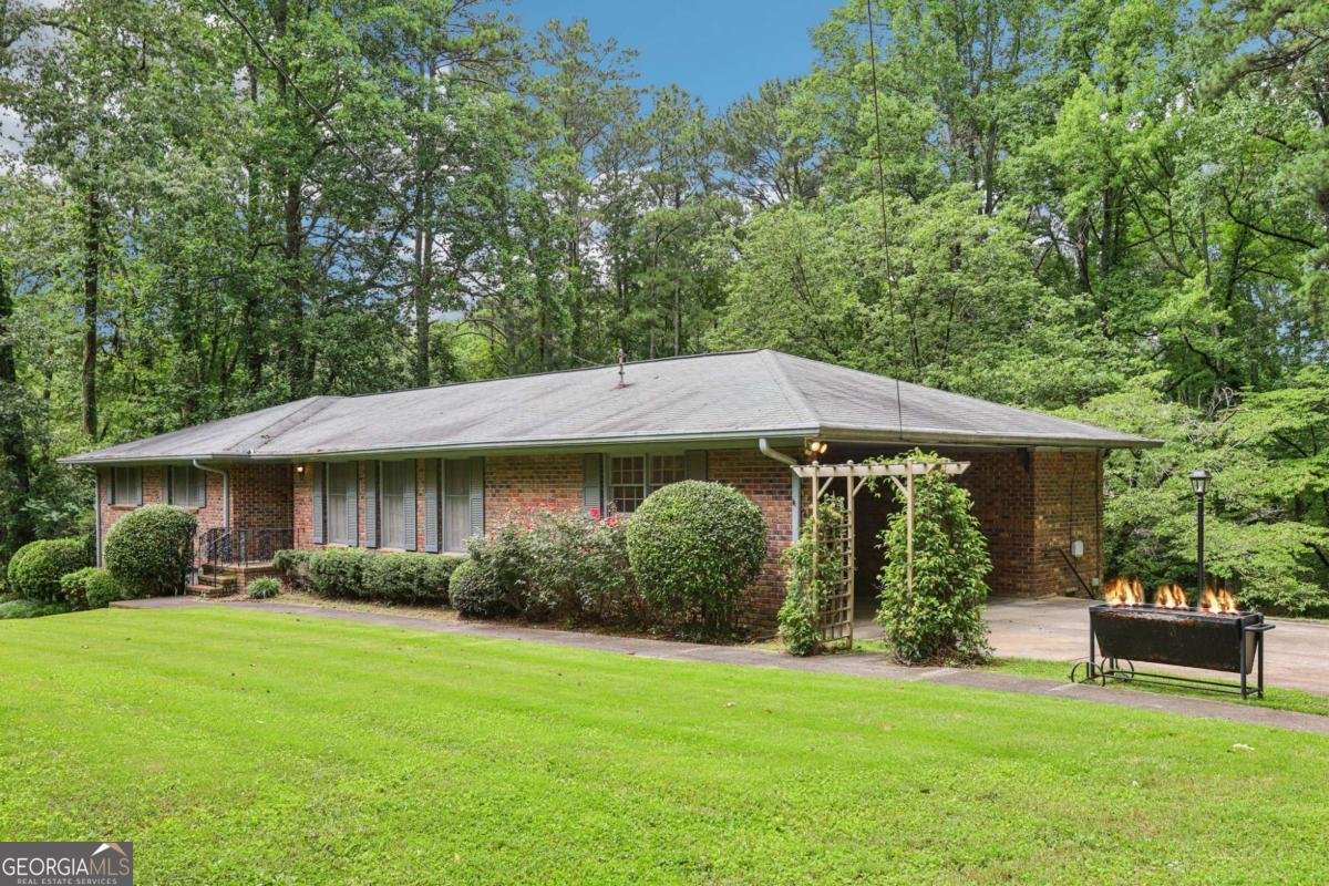 415 Haven Lane Marietta - 2