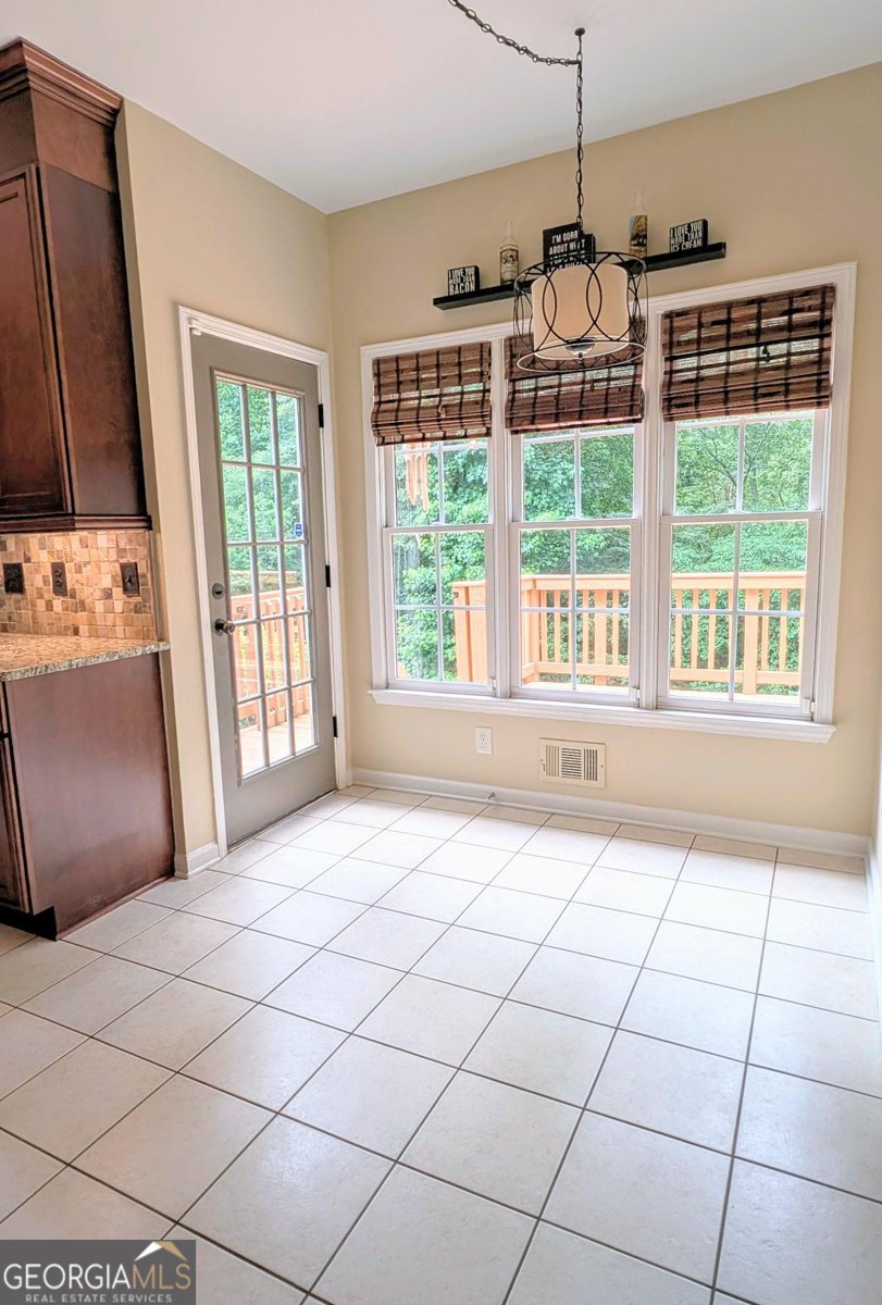 1581 Shetland Pony Court Suwanee - 8