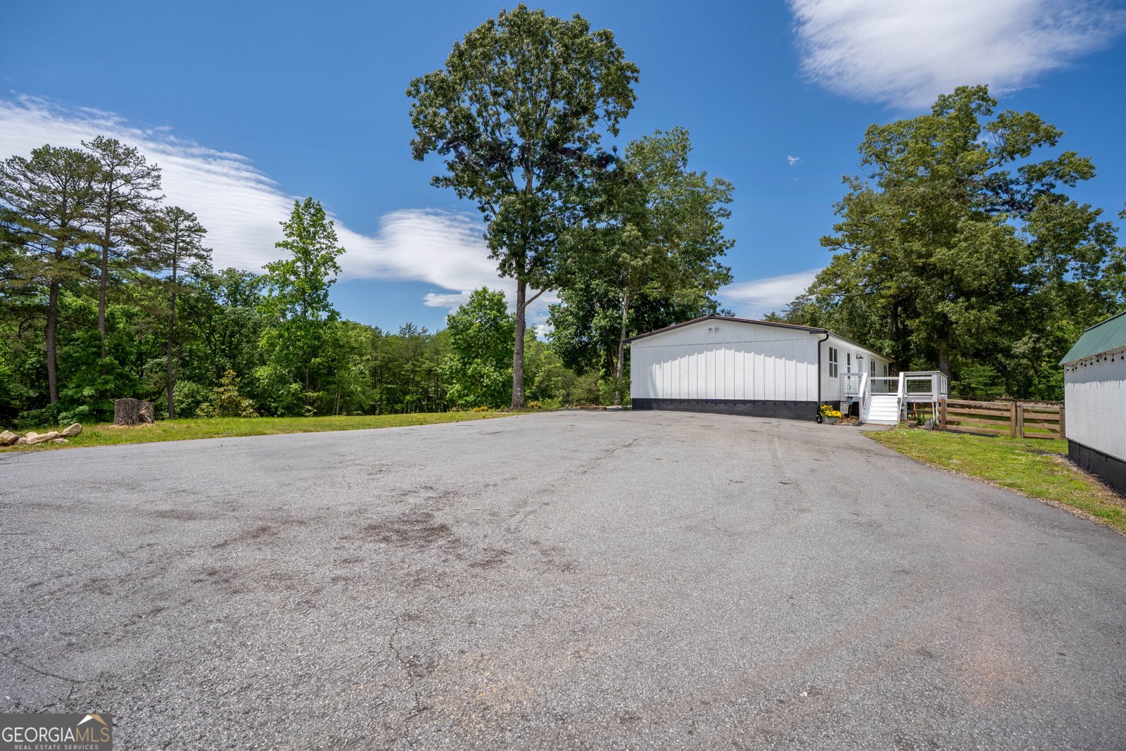 437 Crabapple Road Dahlonega - 43