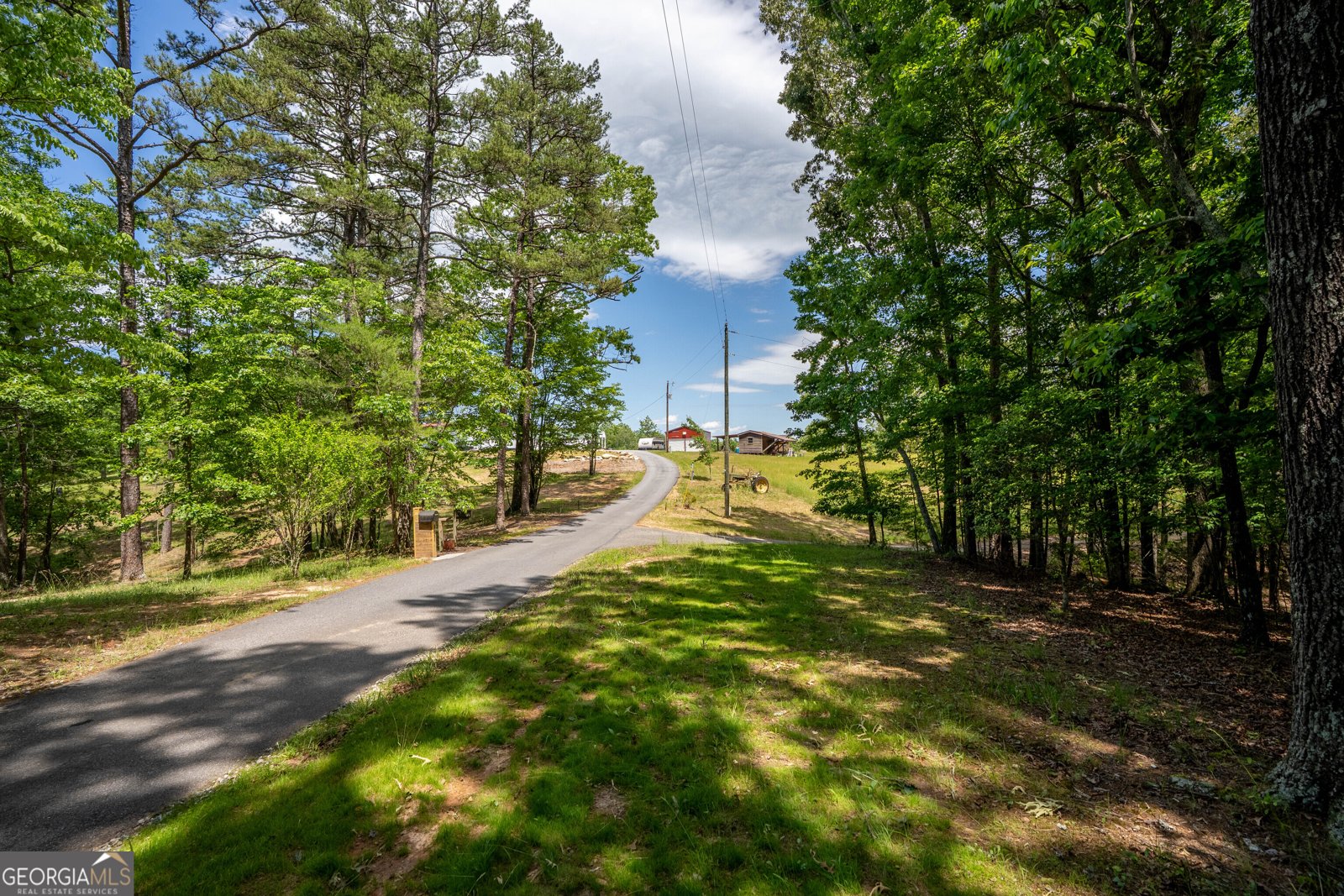 437 Crabapple Road Dahlonega - 70