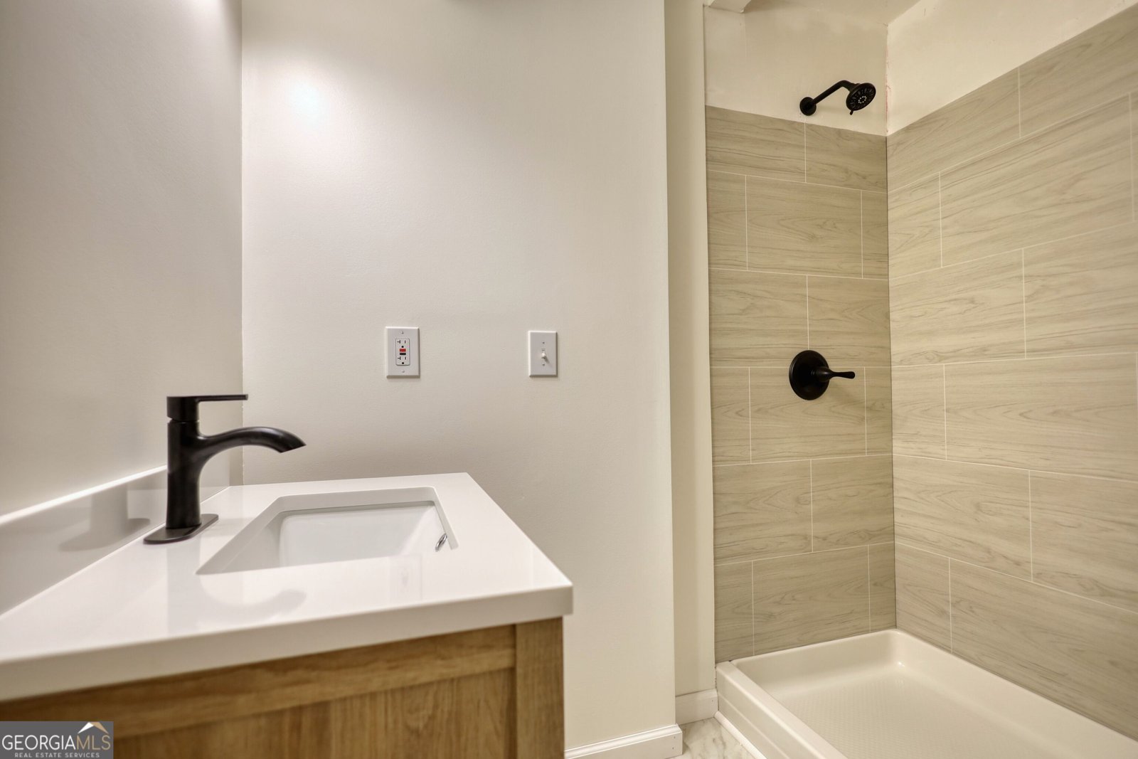 1248 Rockview Court Loganville - 60