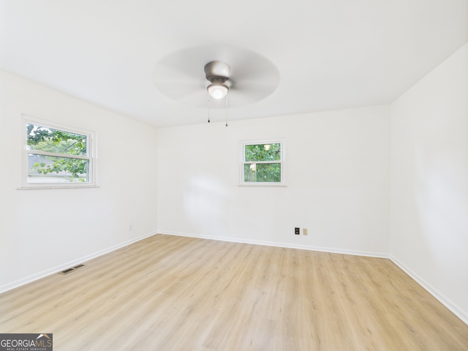 752 Forest Lake Drive Macon - 13