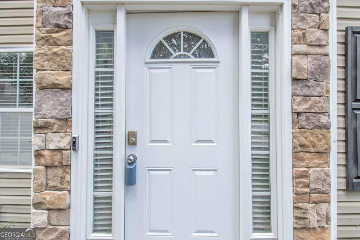 4240 Braves Circle Douglasville - 4