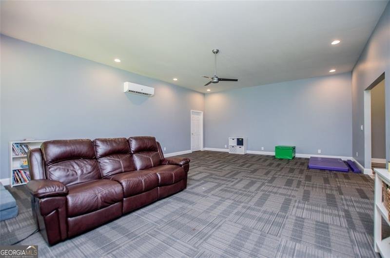 8040 BANKS MILL Road Douglasville - 39