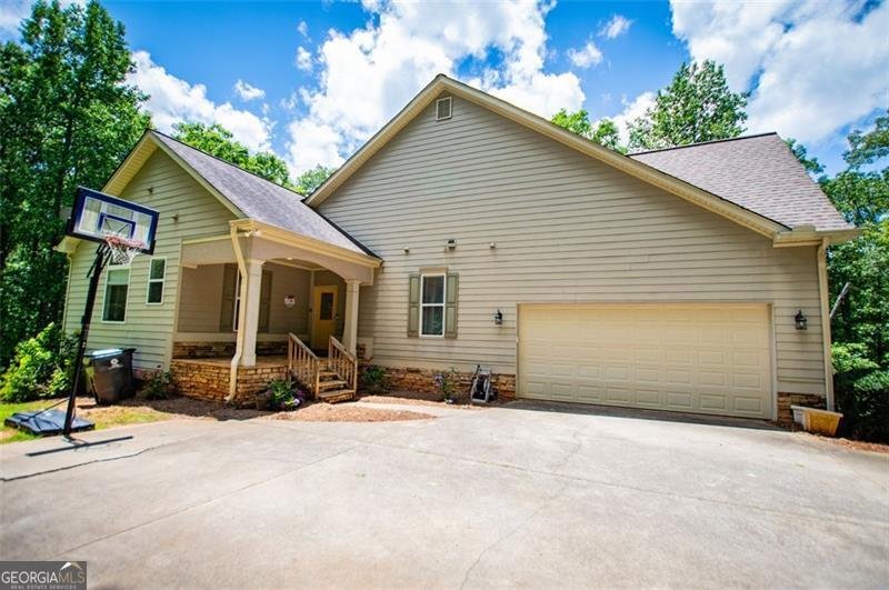 8040 BANKS MILL Road Douglasville - 48