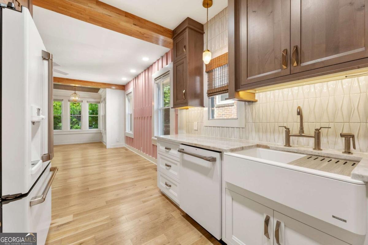 28 28 Peachtree Hills Avenue Atlanta - 14
