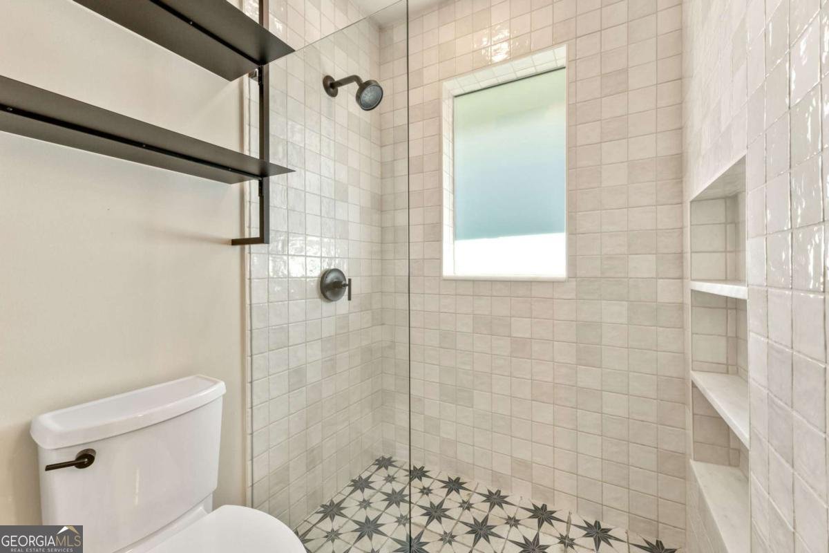 28 28 Peachtree Hills Avenue Atlanta - 17