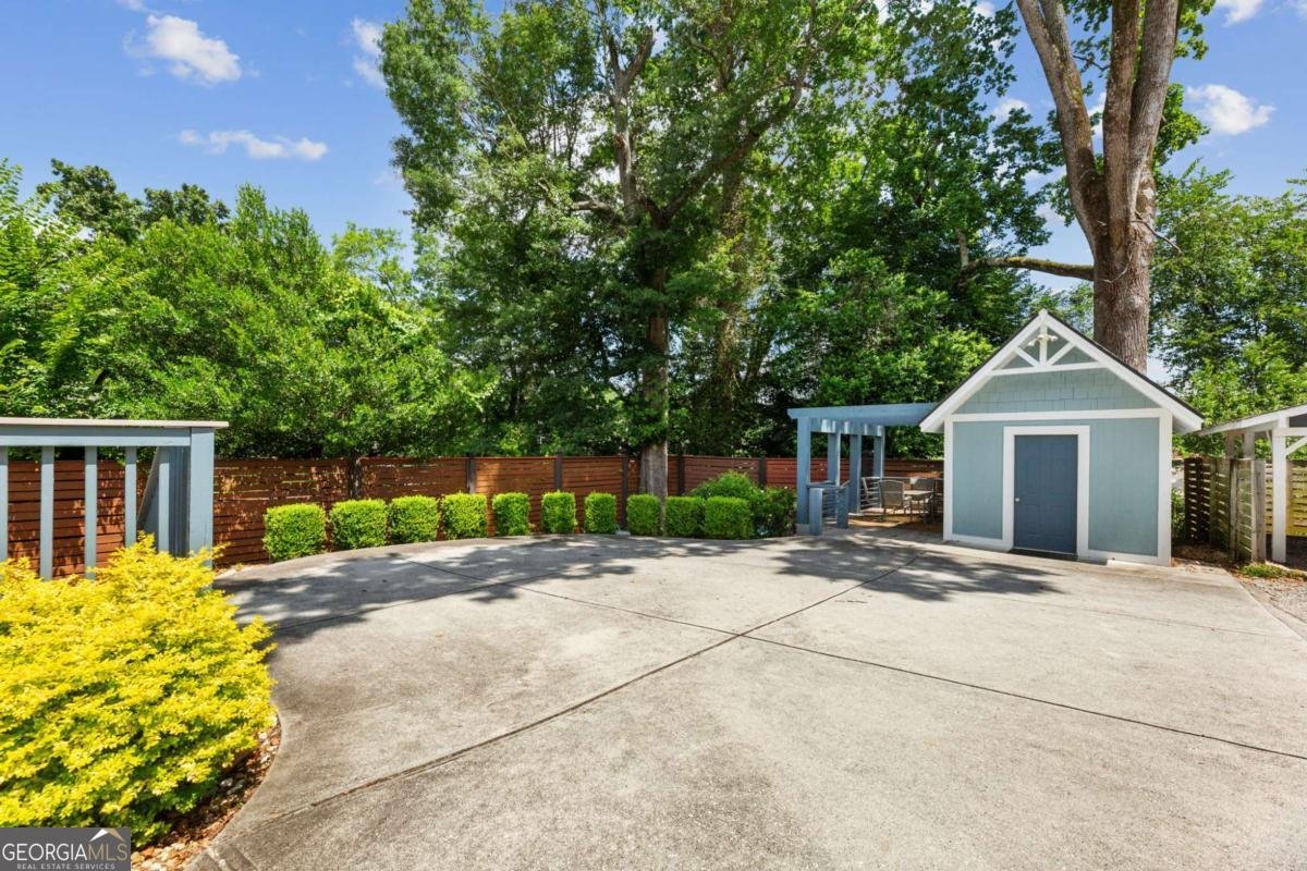 28 28 Peachtree Hills Avenue Atlanta - 34