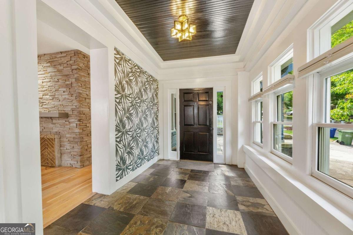 28 28 Peachtree Hills Avenue Atlanta - 9