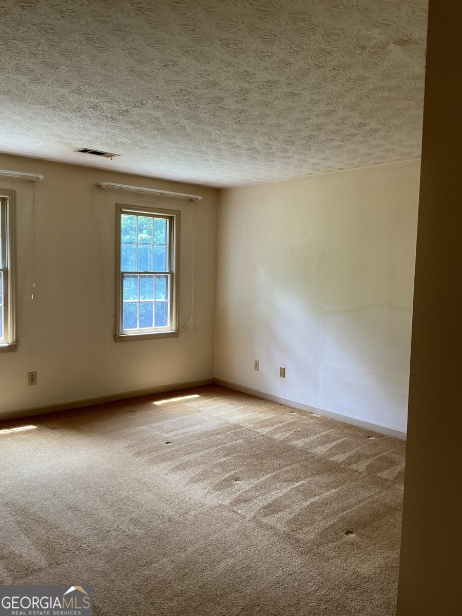 807 Oak Bridge Lane Fayetteville - 28