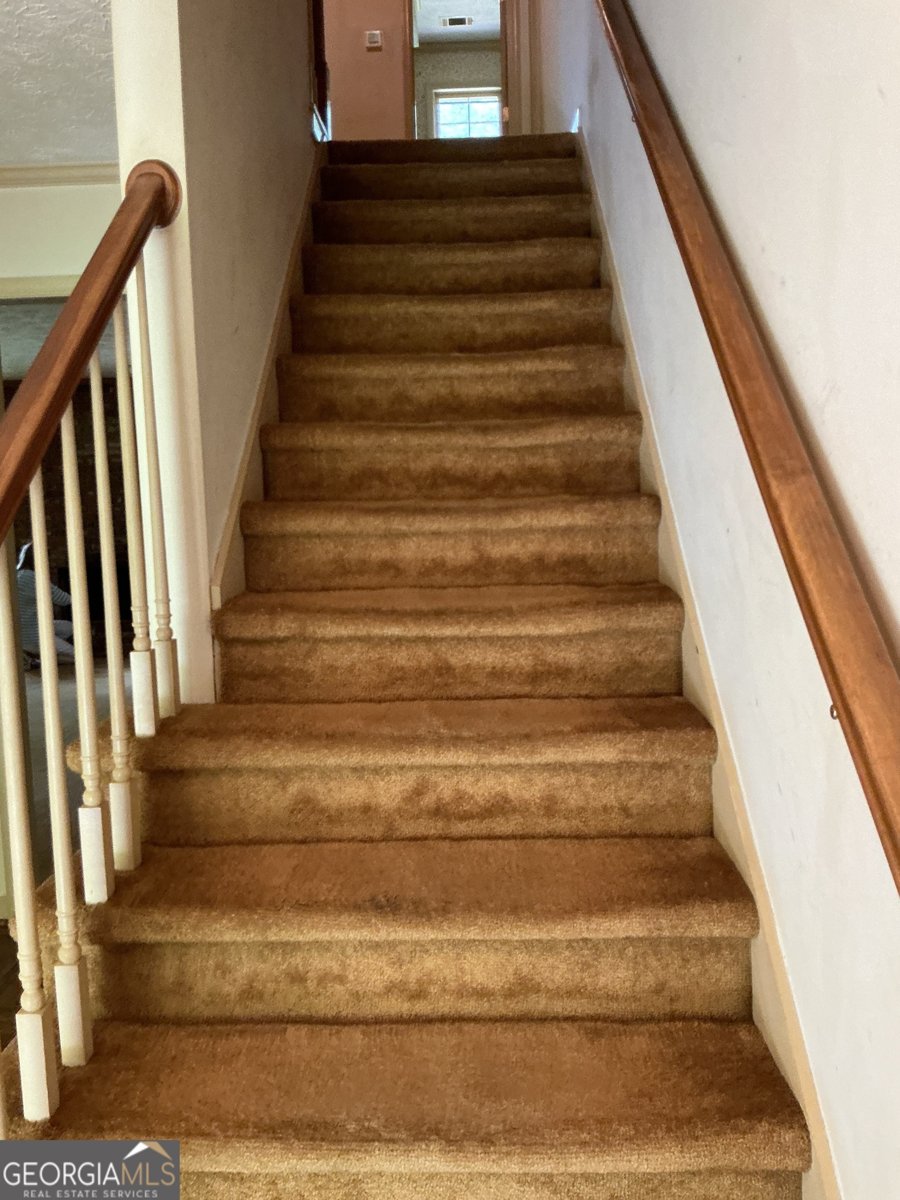 807 Oak Bridge Lane Fayetteville - 30