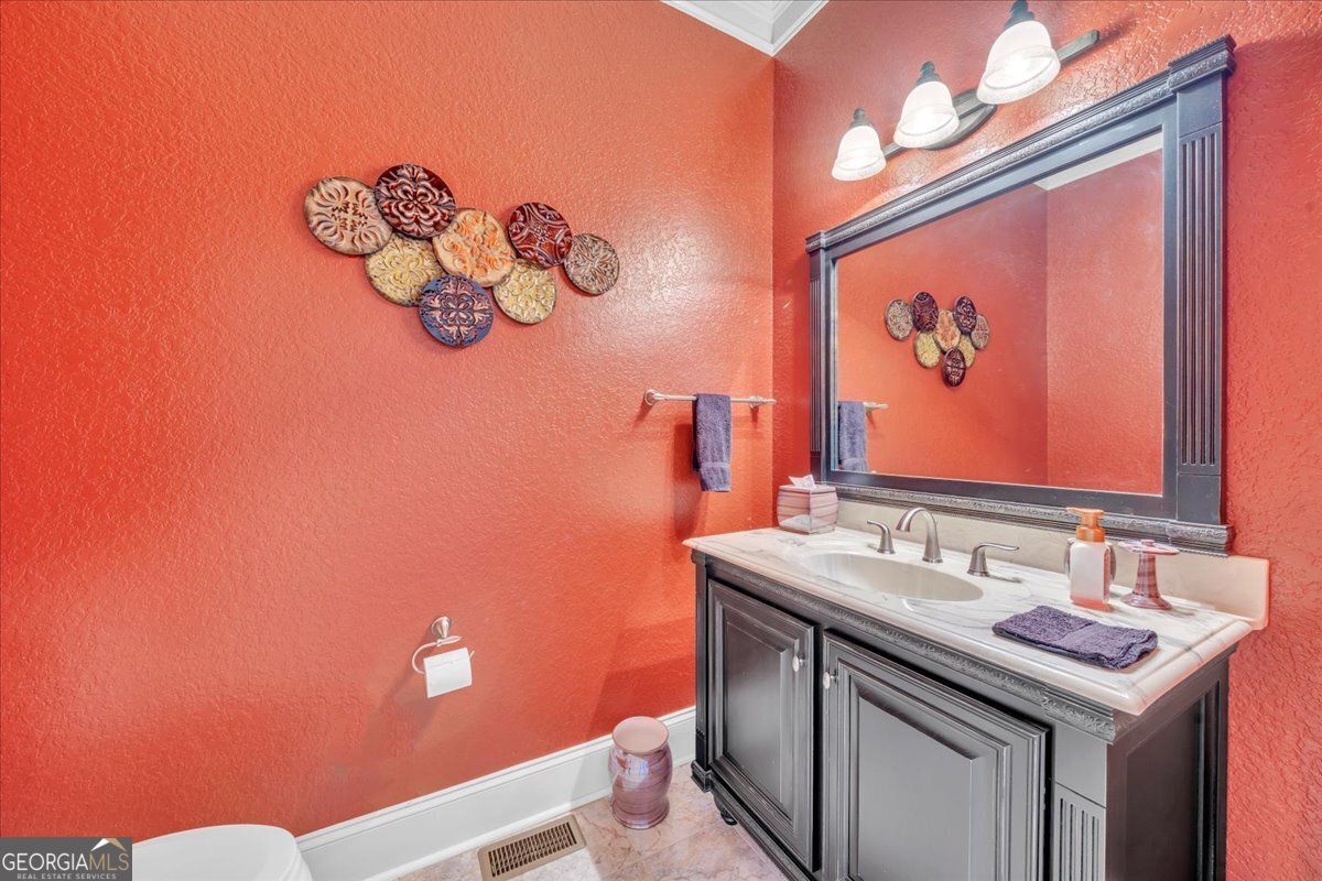215 Little Hickory Drive Lizella - 24