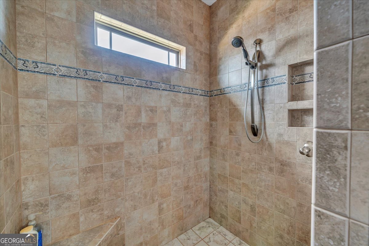 215 Little Hickory Drive Lizella - 34