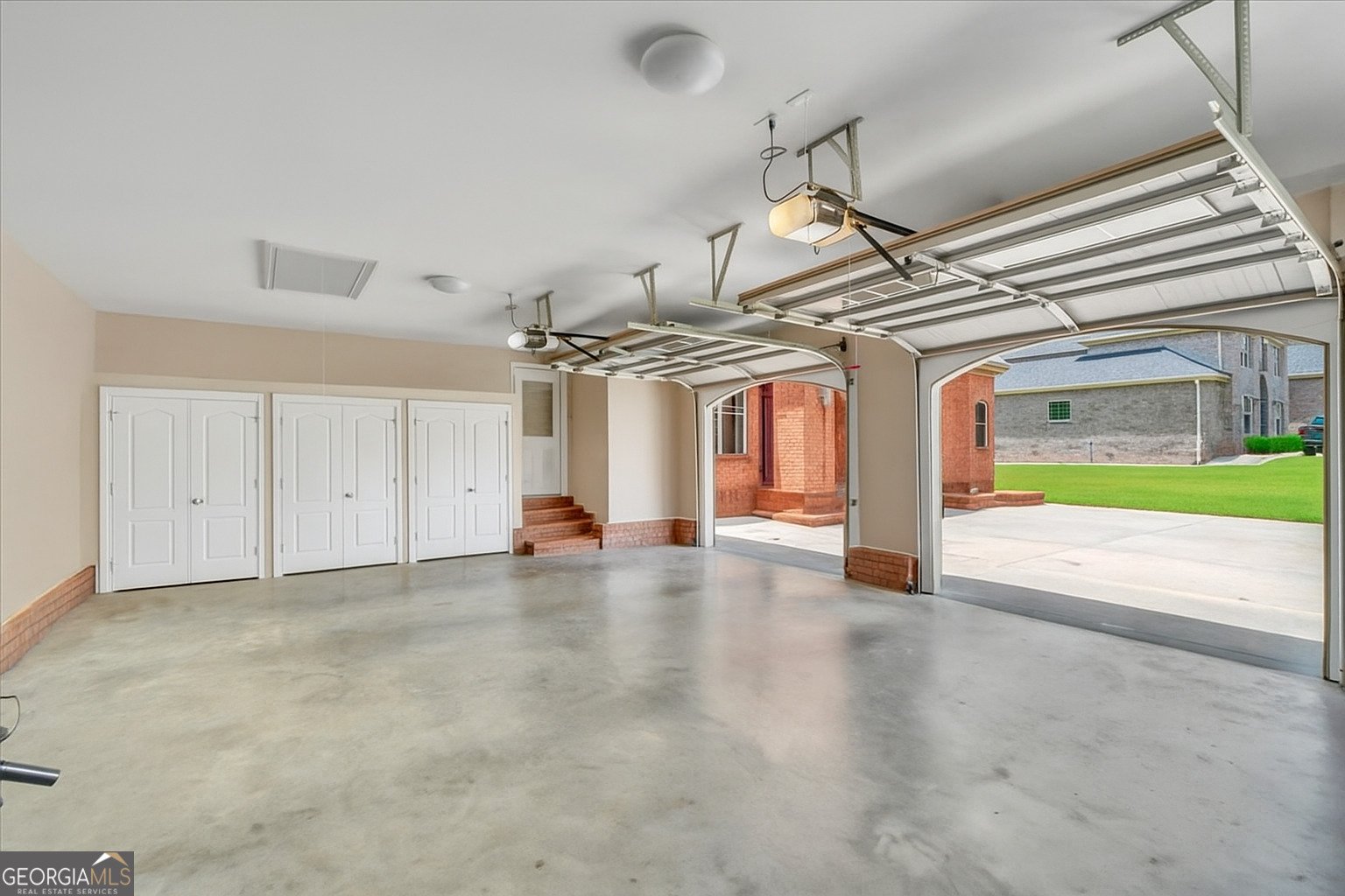 215 Little Hickory Drive Lizella - 48