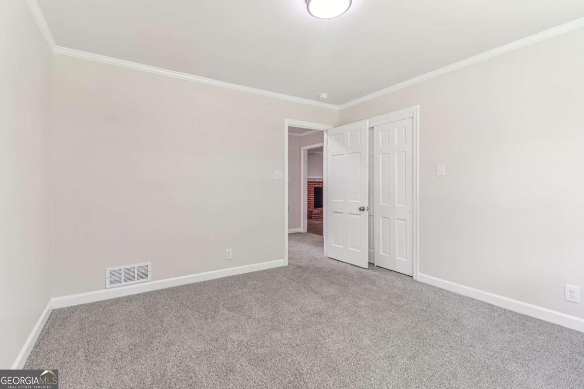 726 Sherwood Drive Griffin - 33