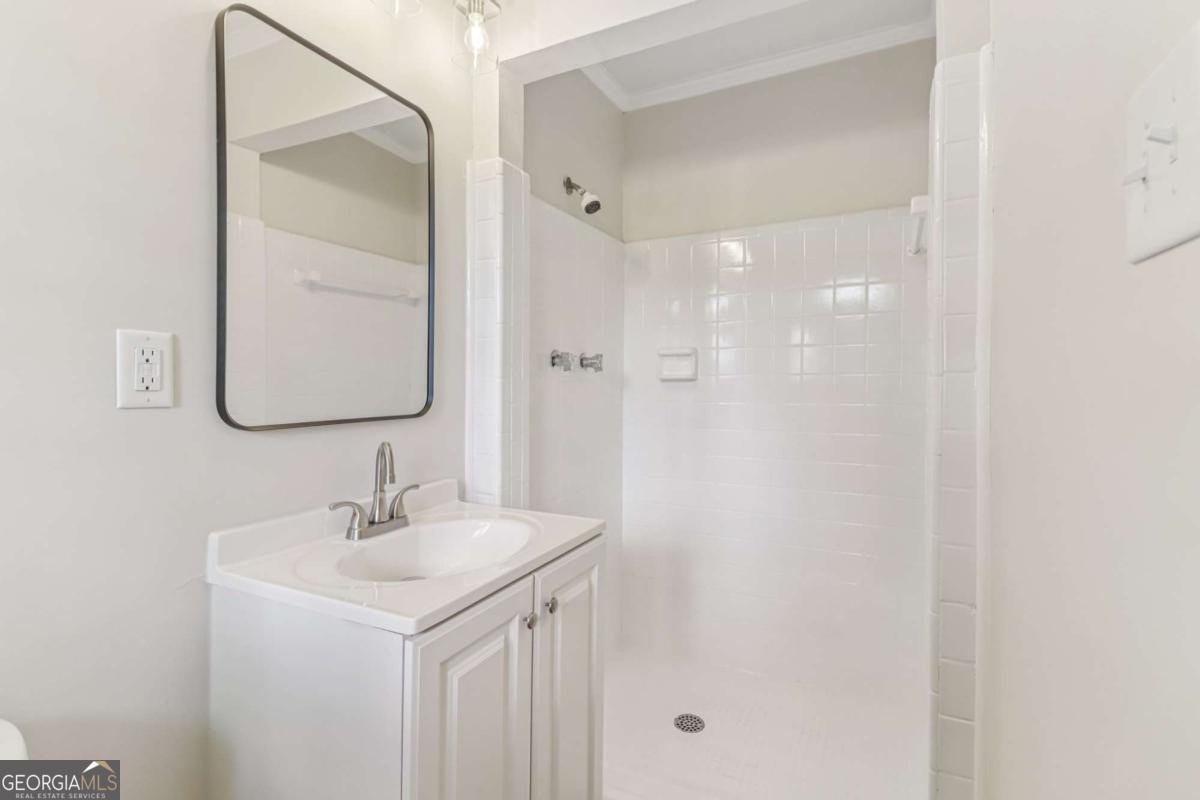 726 Sherwood Drive Griffin - 44