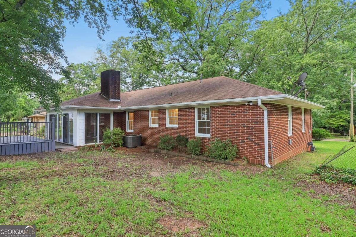 726 Sherwood Drive Griffin - 55