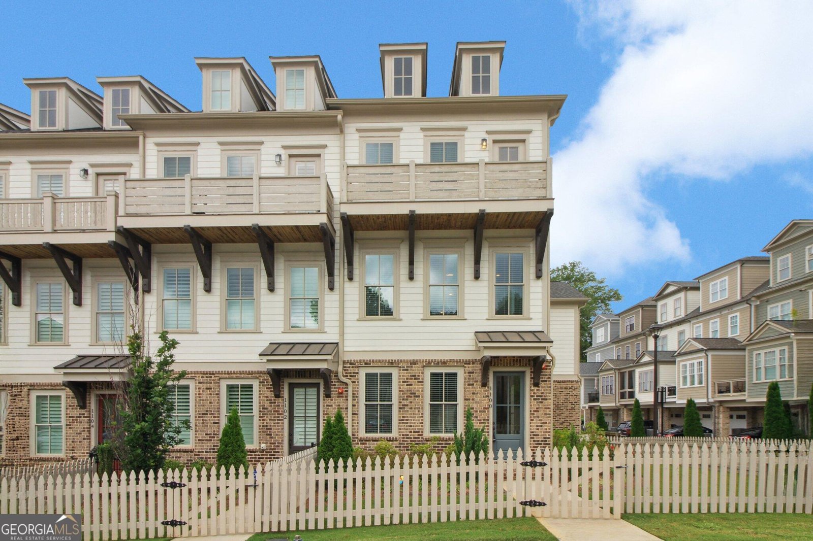1100 Thomas Street Woodstock - 1