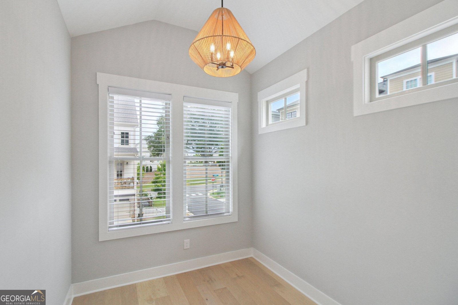 1100 Thomas Street Woodstock - 10