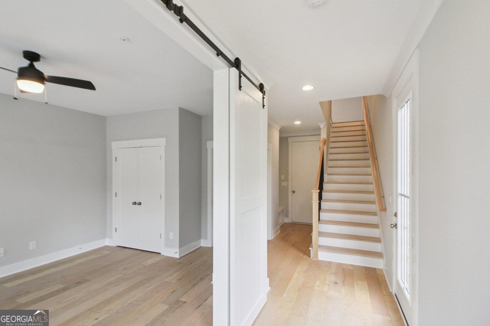 1100 Thomas Street Woodstock - 3