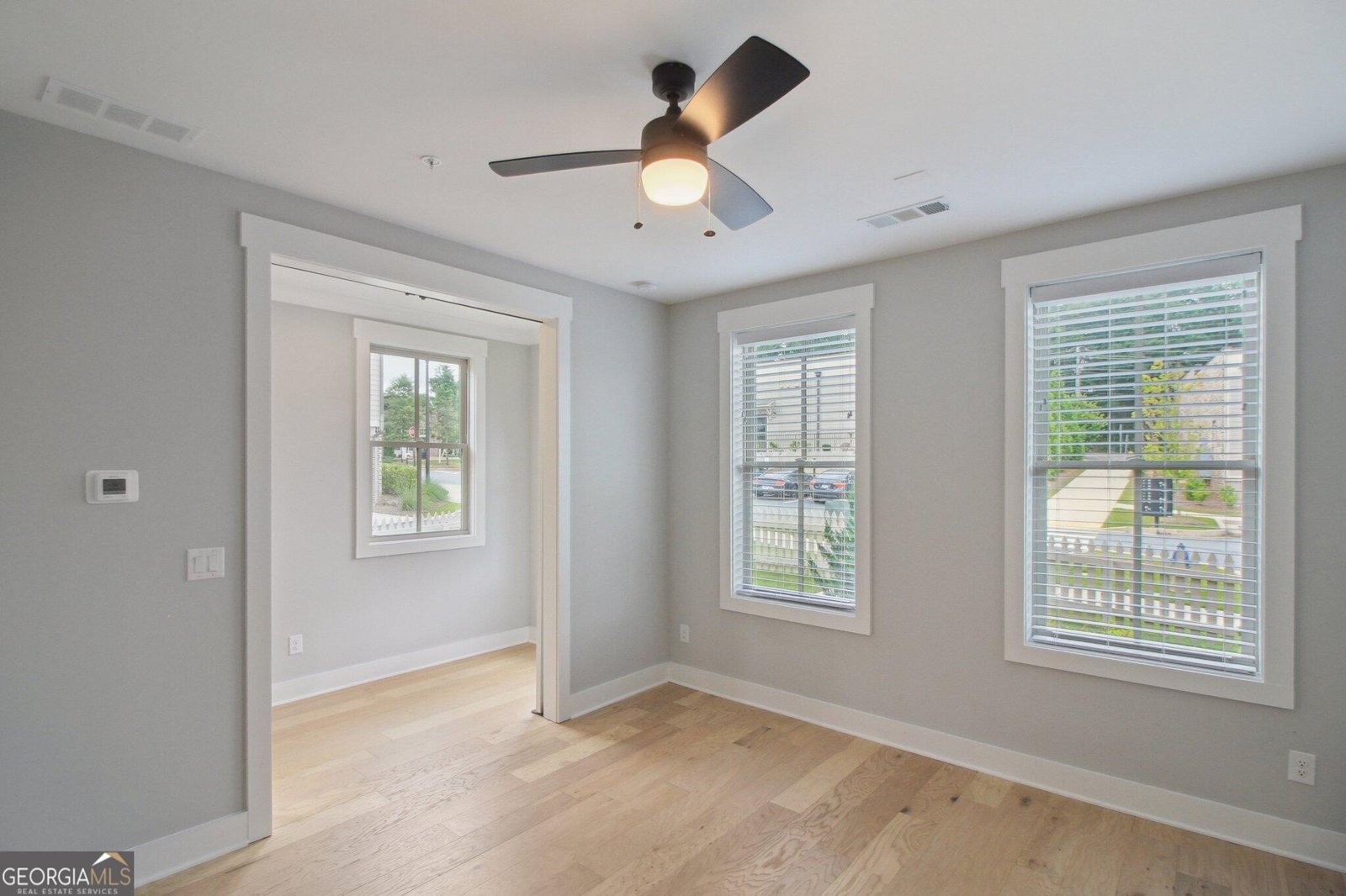 1100 Thomas Street Woodstock - 4