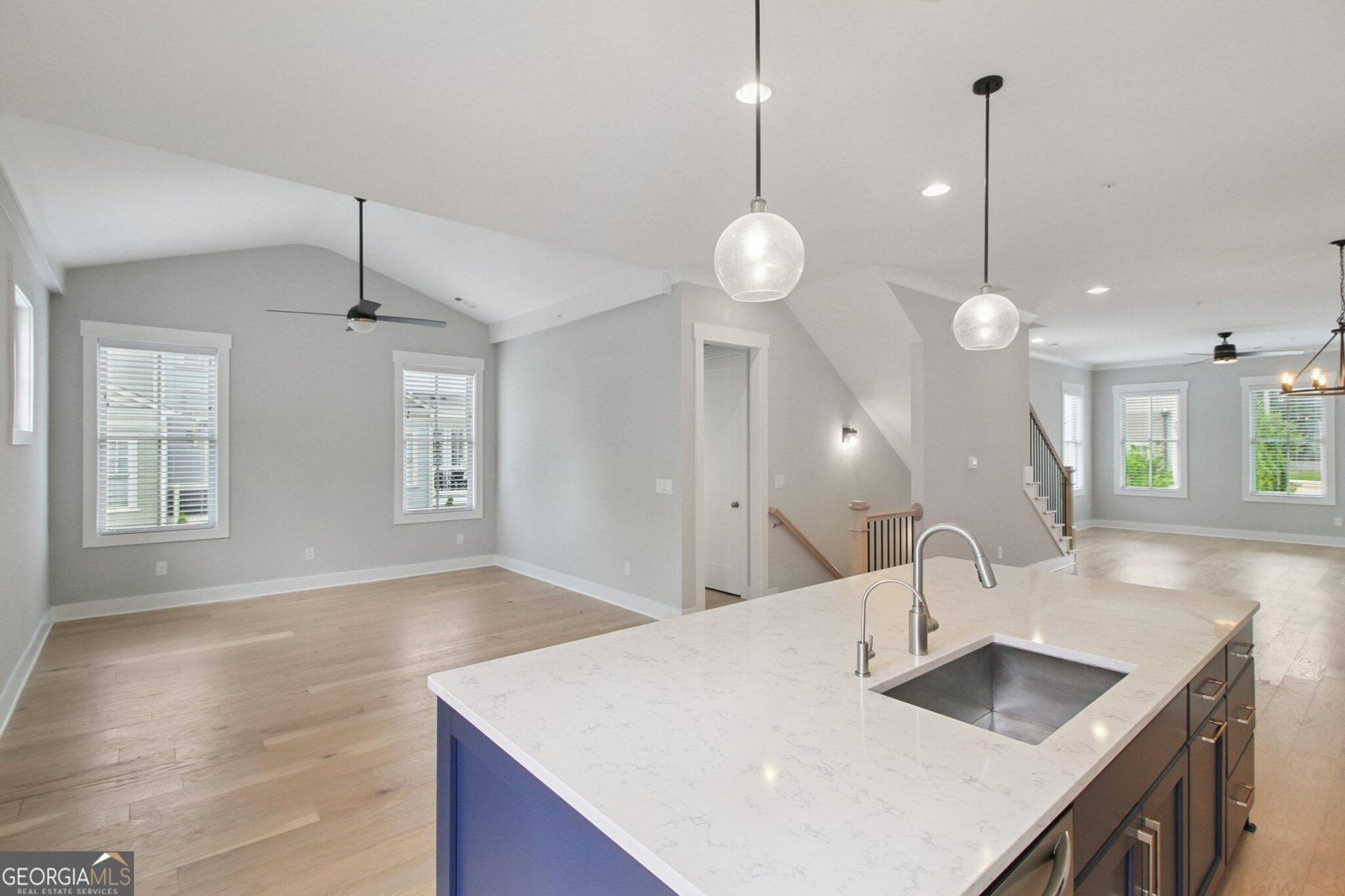 1100 Thomas Street Woodstock - 8