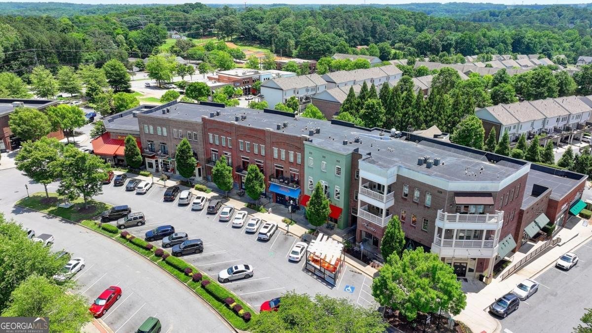 767 Farmstead Road Suwanee - 70