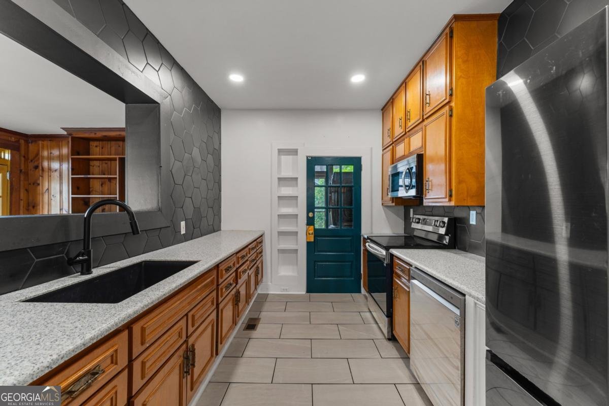 3105 Woodlawn Avenue Columbus - 7