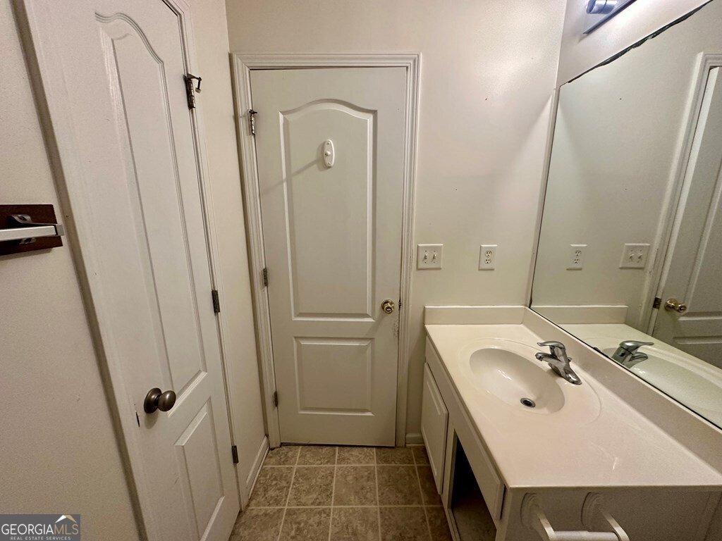 6367 Ellenwood Drive Rex - 8