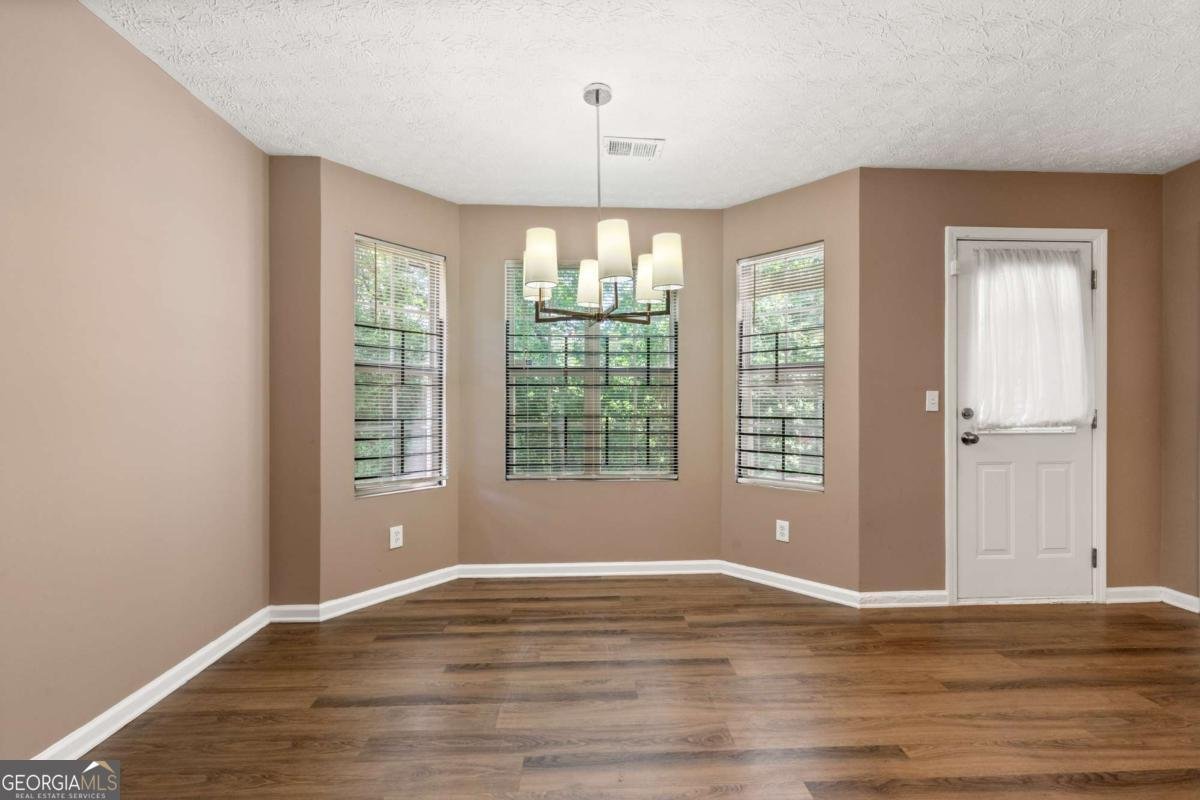 1382 Hollenbeck Lane Riverdale - 5
