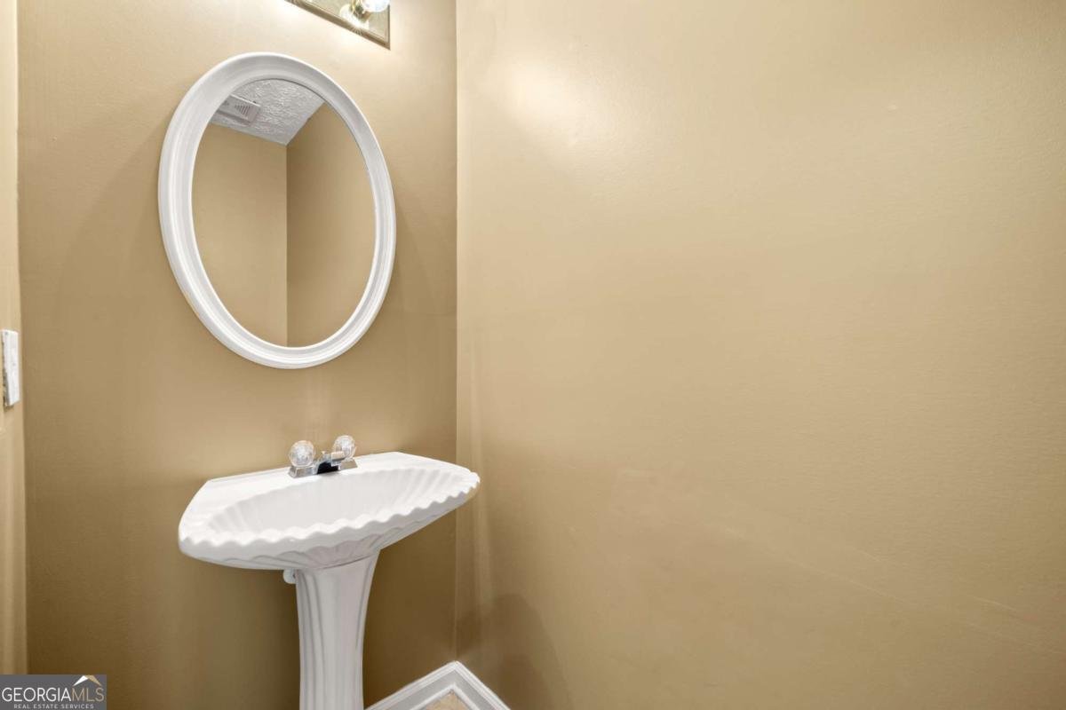 1382 Hollenbeck Lane Riverdale - 8
