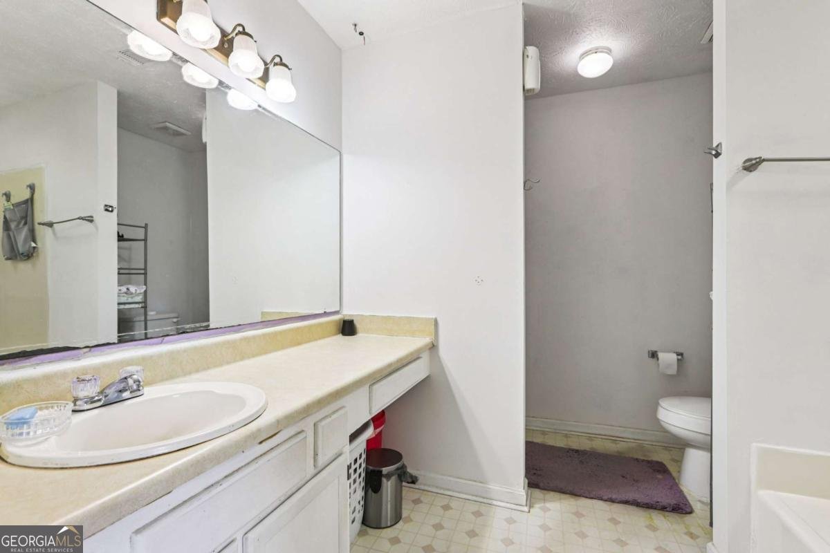 309 Carmen Court Lawrenceville - 23