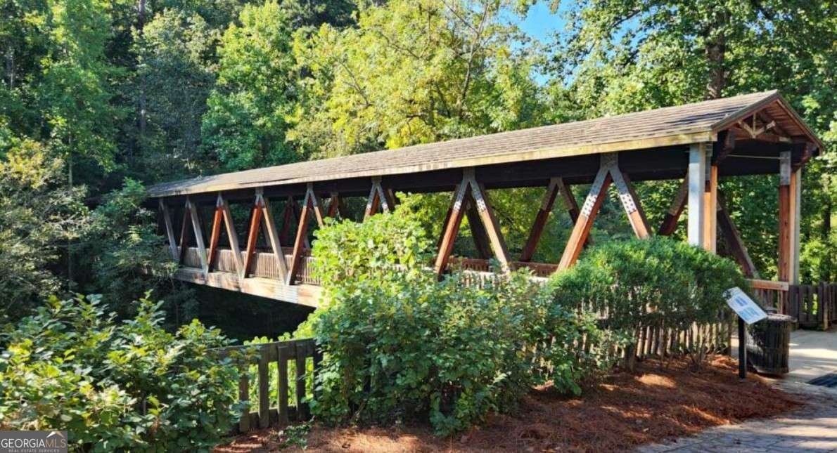 125 Spring Drive Roswell - 27